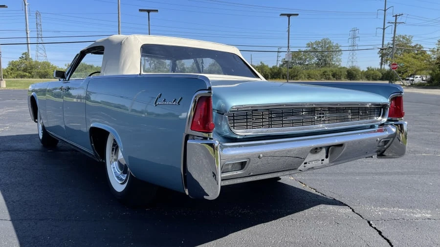 1962 Lincoln Continental 4th Gen - Image 2 of 15