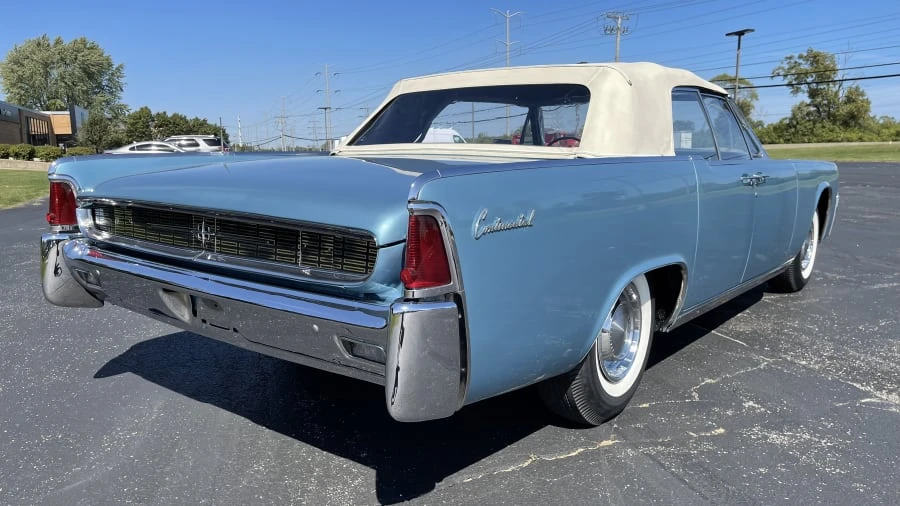 1962 Lincoln Continental 4th Gen - Image 10 of 15