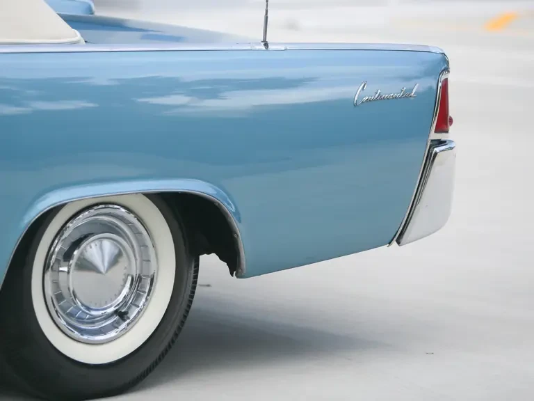 1962 Lincoln Continental 4th Gen - Image 17 of 20