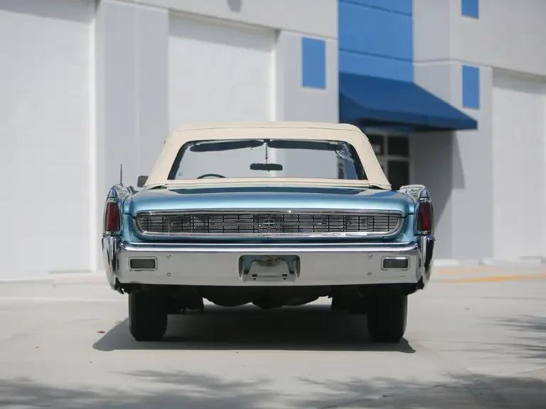 1962 Lincoln Continental 4th Gen - Image 10 of 20