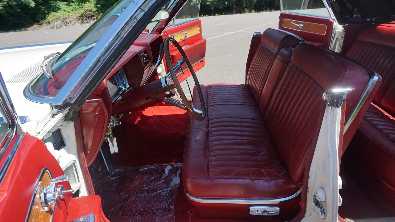 1962 Lincoln Continental 4th Gen - Image 30 of 31