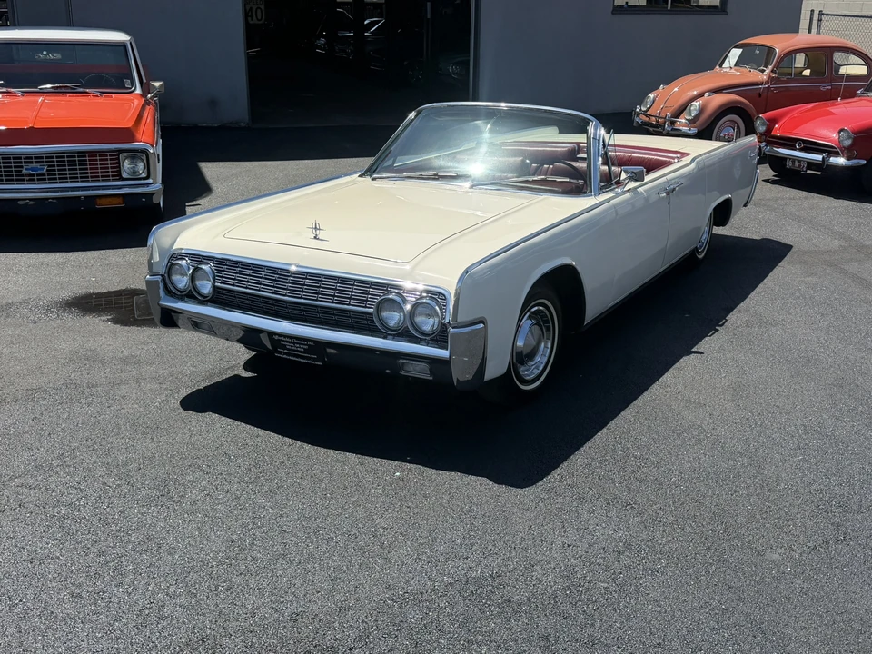 1962 Lincoln Continental 4th Gen - Image 15 of 31