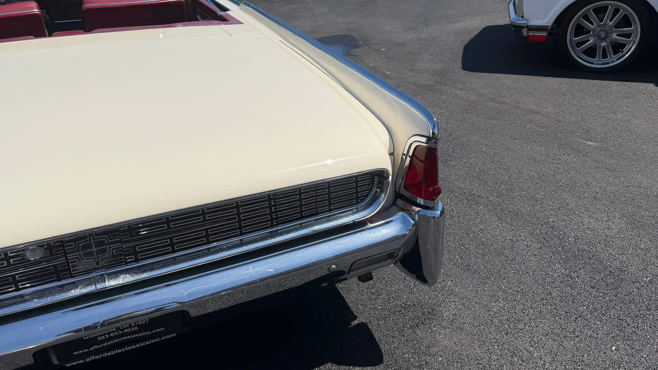 1962 Lincoln Continental 4th Gen - Image 27 of 31
