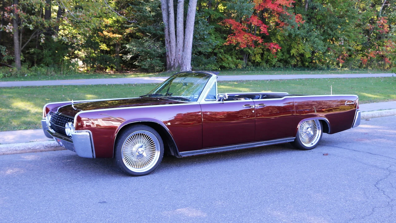 1962 Lincoln Continental 4th Gen - Image 2 of 31
