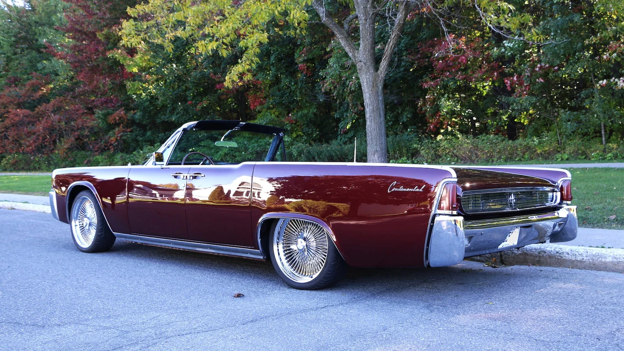 1962 Lincoln Continental 4th Gen - Image 3 of 31