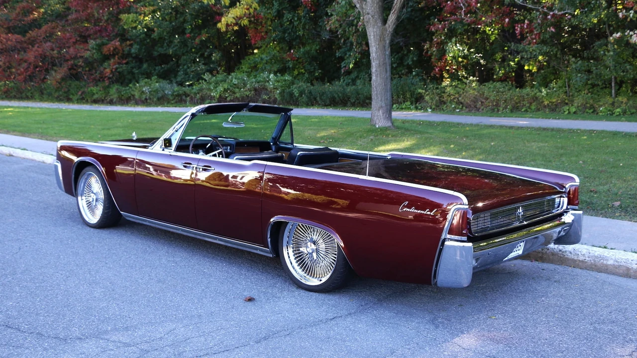 1962 Lincoln Continental 4th Gen - Image 24 of 31