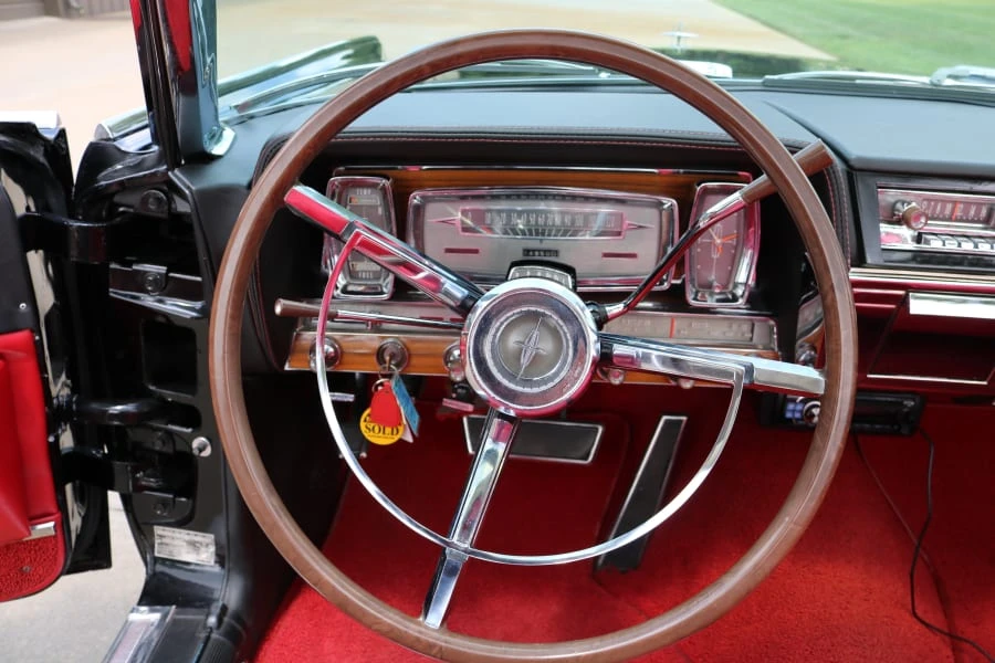 1962 Lincoln Continental 4th Gen - Image 8 of 16