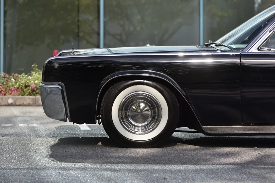 1962 Lincoln Continental 4th Gen - Image 4 of 30