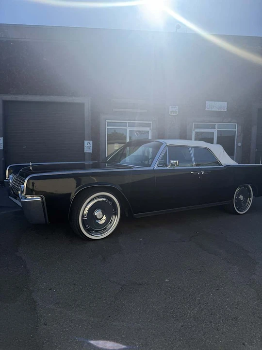 1962 Lincoln Continental 4th Gen - Image 16 of 31