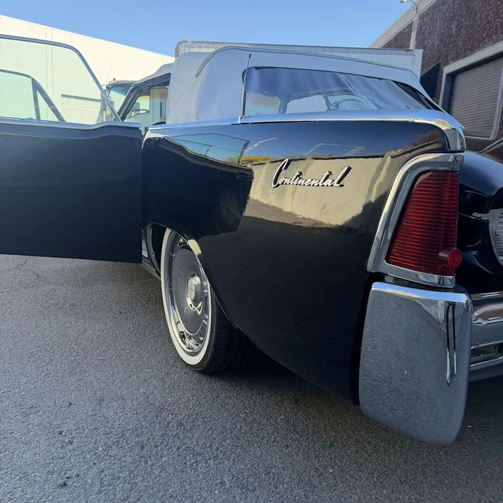 1962 Lincoln Continental 4th Gen - Image 10 of 31