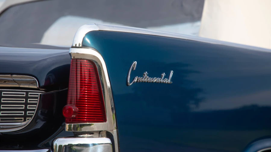 1962 Lincoln Continental 4th Gen - Image 10 of 12