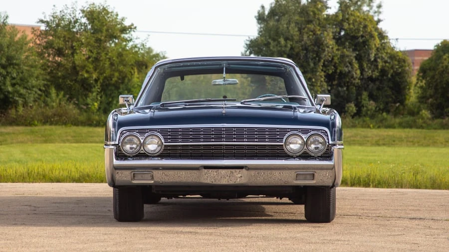 1962 Lincoln Continental 4th Gen - Image 11 of 12