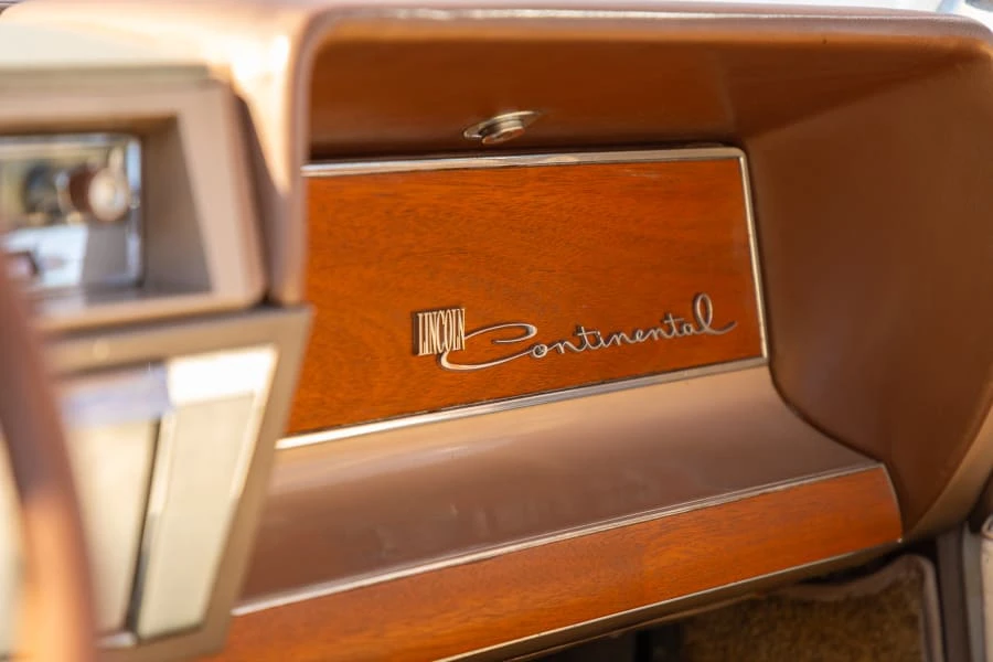 1962 Lincoln Continental 4th Gen - Image 9 of 30