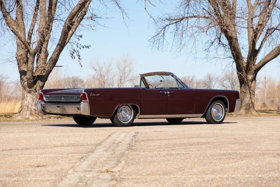 1962 Lincoln Continental 4th Gen - Image 3 of 30