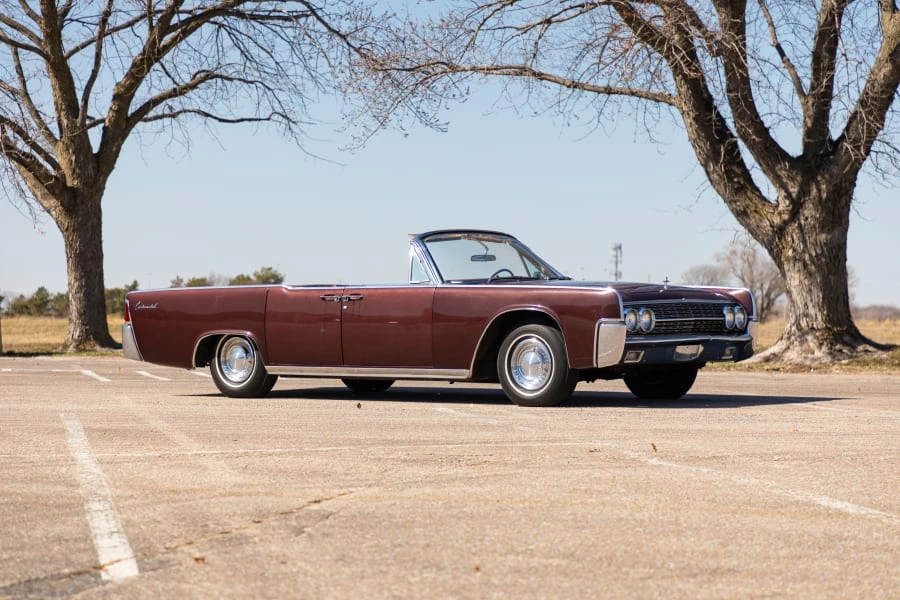 1962 Lincoln Continental 4th Gen - Image 12 of 30