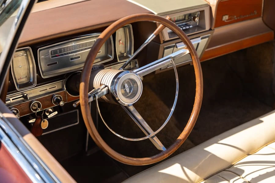 1962 Lincoln Continental 4th Gen - Image 15 of 30