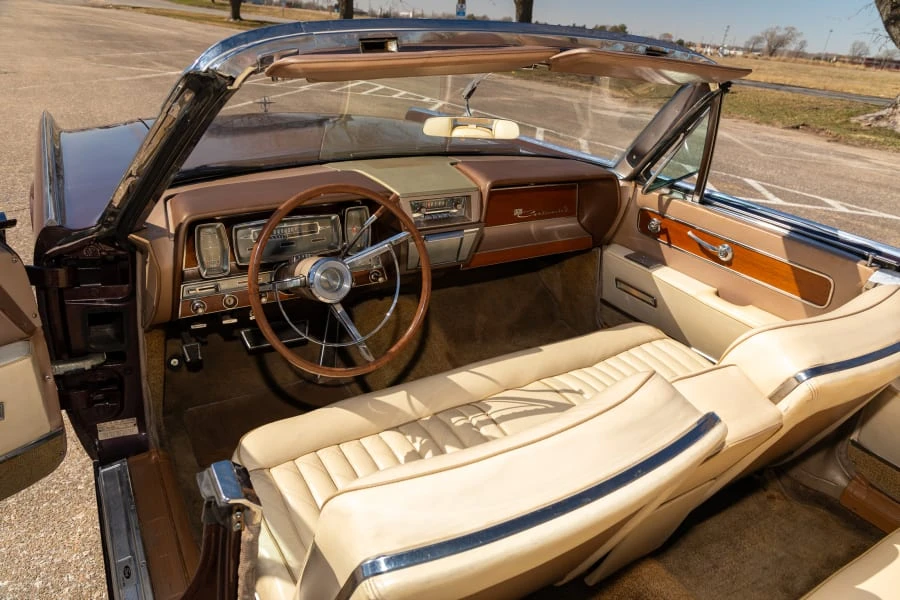 1962 Lincoln Continental 4th Gen - Image 27 of 30