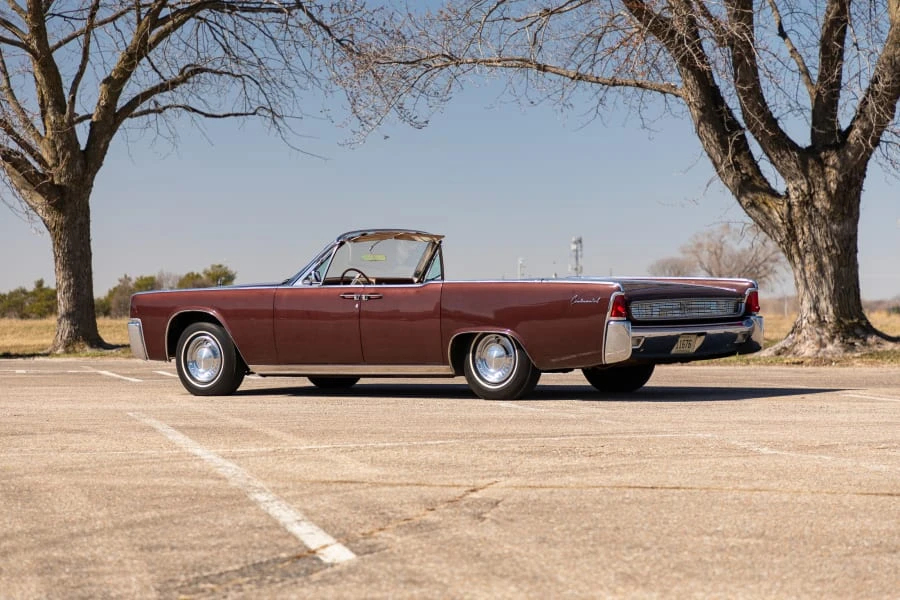 1962 Lincoln Continental 4th Gen - Image 14 of 30