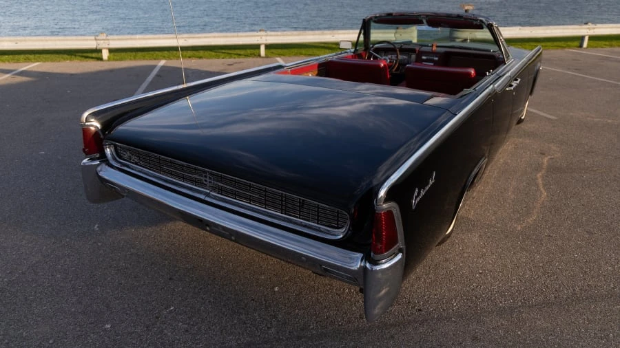 1962 Lincoln Continental 4th Gen - Image 7 of 31