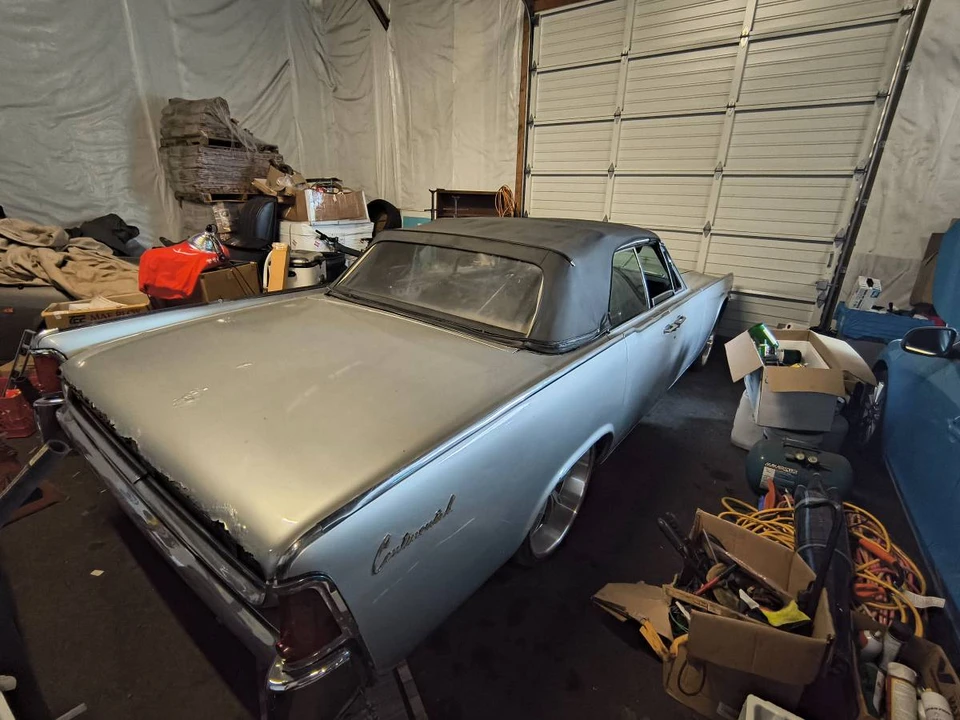 1962 Lincoln Continental 4th Gen - Image 2 of 4