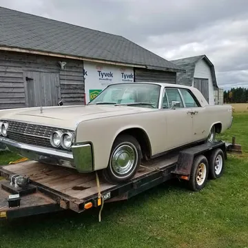 1962 Lincoln Continental Sedan