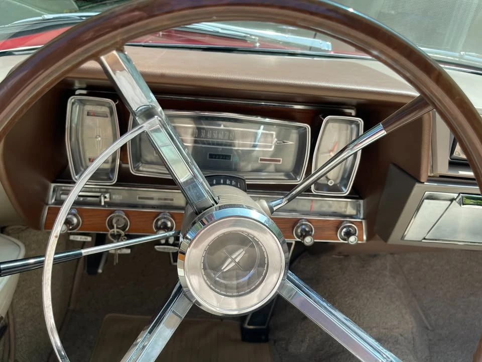 1962 Lincoln Continental 4th Gen - Image 10 of 19