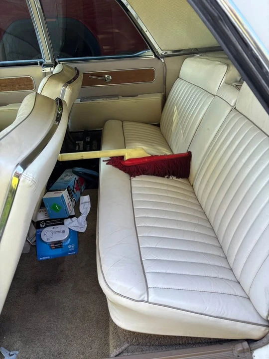 1962 Lincoln Continental 4th Gen - Image 9 of 11