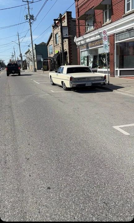 1962 Lincoln Continental 4th Gen - Image 4 of 11