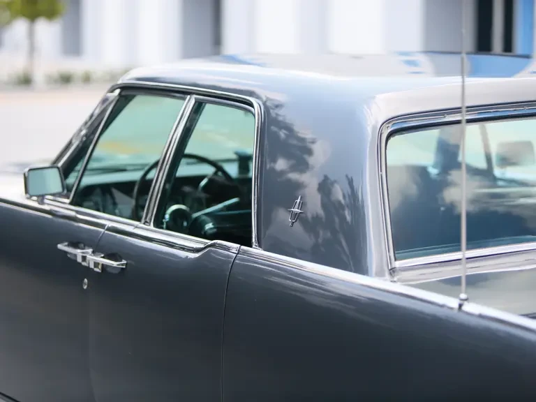 1962 Lincoln Continental 4th Gen - Image 19 of 25