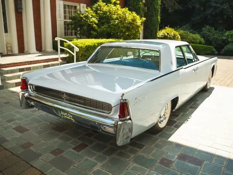 1962 Lincoln Continental 4th Gen - Image 11 of 31