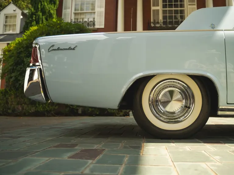 1962 Lincoln Continental 4th Gen - Image 25 of 31