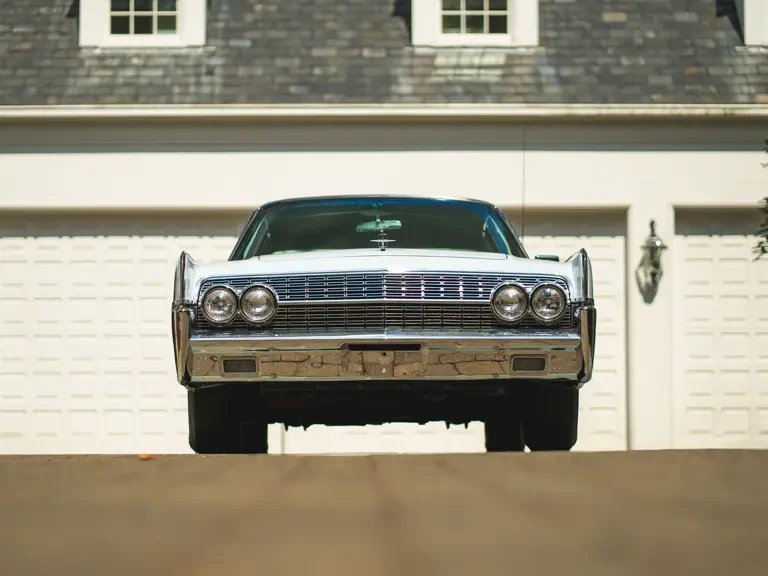 1962 Lincoln Continental 4th Gen - Image 8 of 31