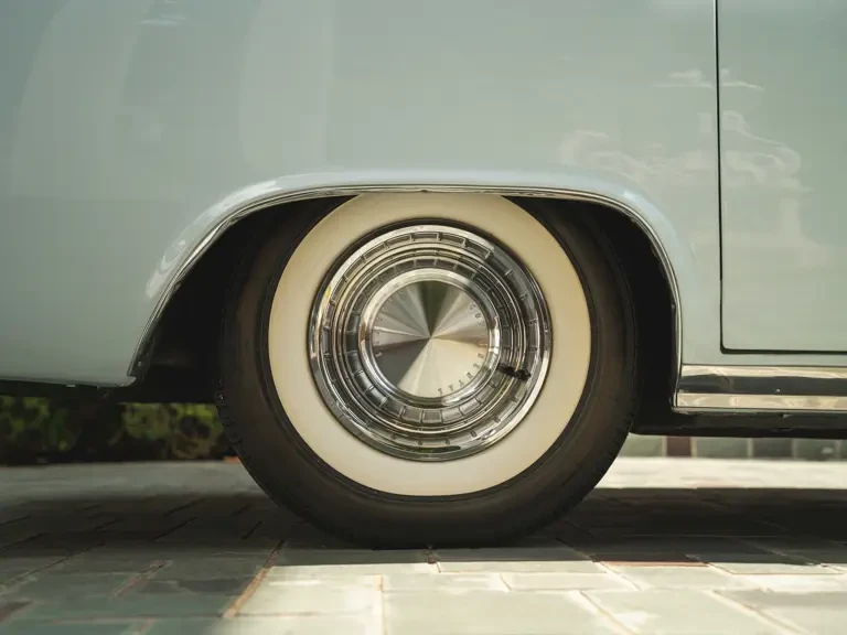 1962 Lincoln Continental 4th Gen - Image 24 of 31