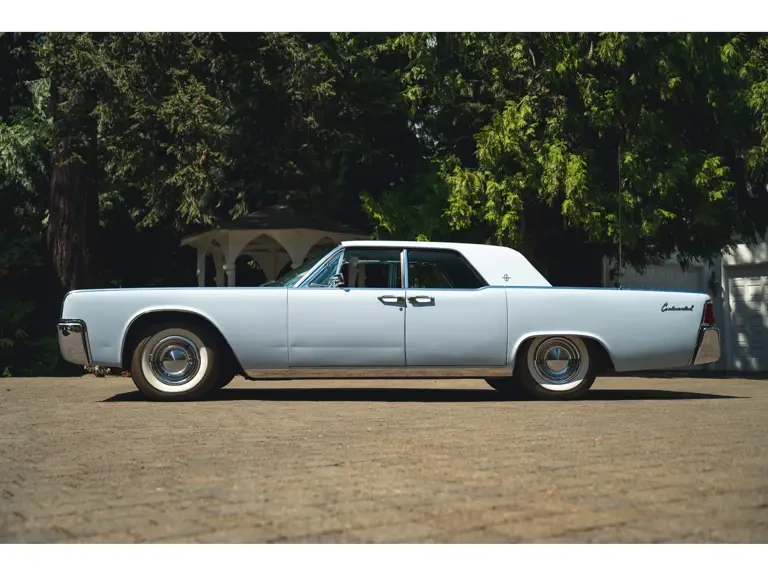 1962 Lincoln Continental 4th Gen - Image 7 of 31
