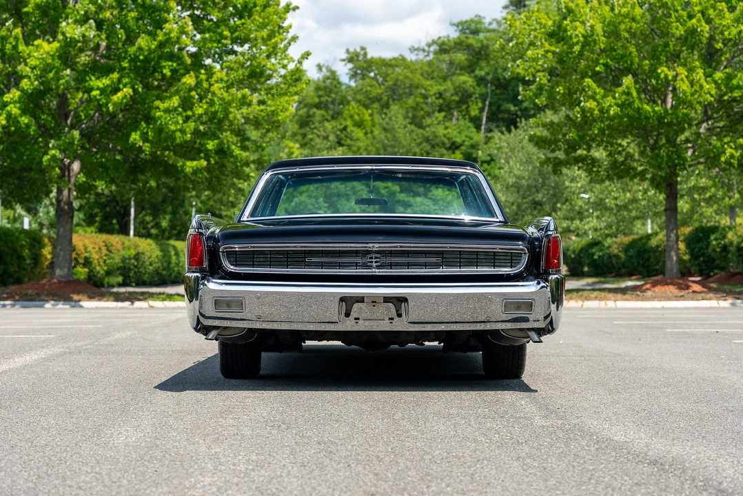 1962 Lincoln Continental 4th Gen - Image 12 of 31