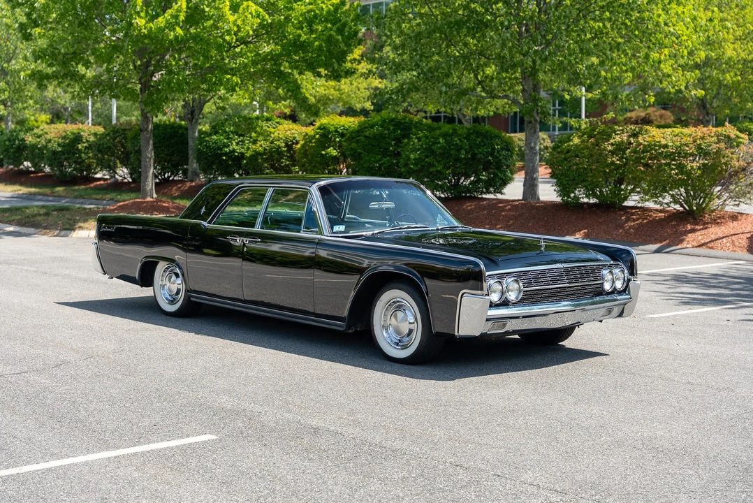 1962 Lincoln Continental 4th Gen - Image 3 of 31