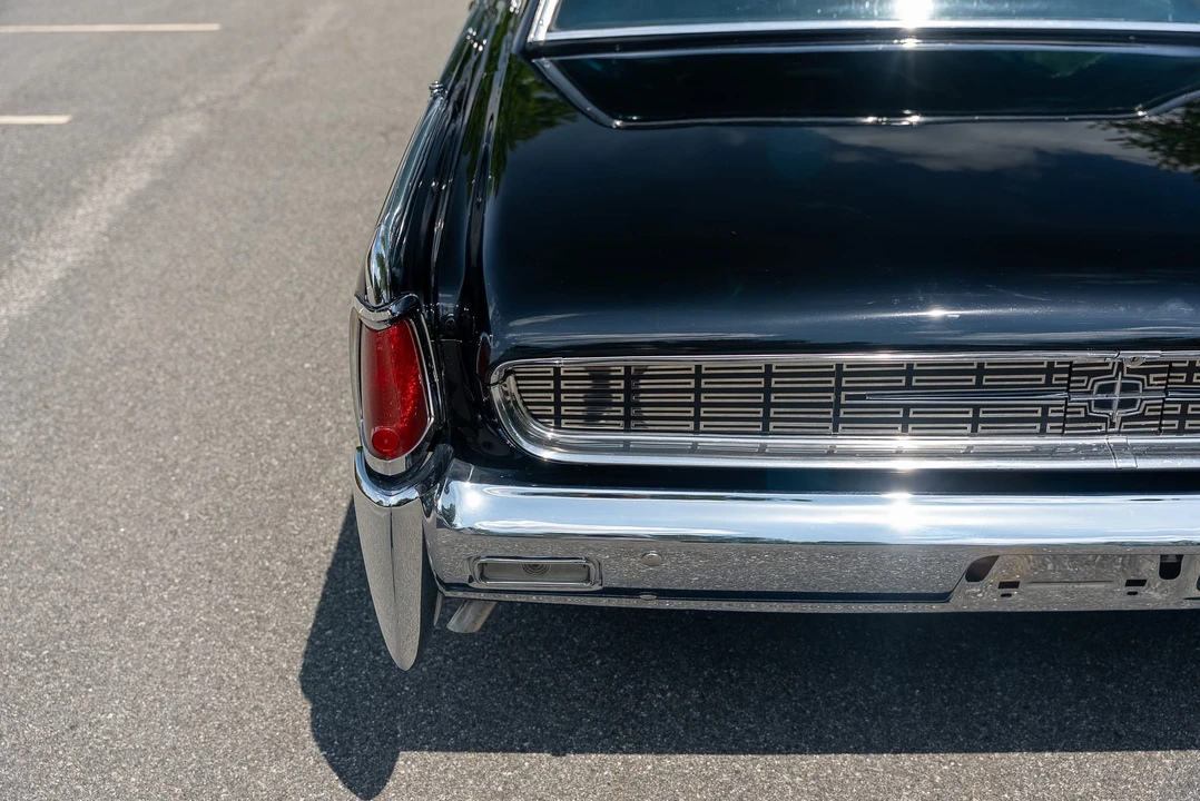 1962 Lincoln Continental 4th Gen - Image 30 of 31