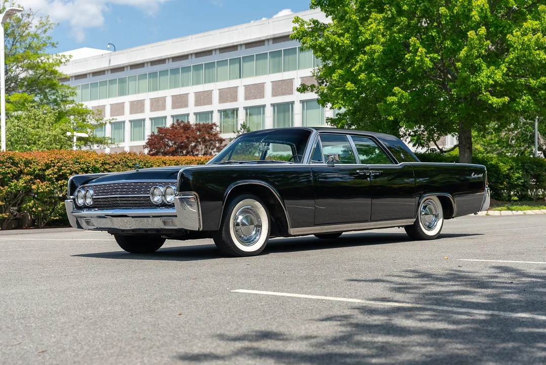 1962 Lincoln Continental 4th Gen - Image 6 of 31