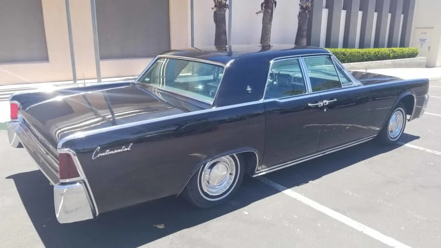 1962 Lincoln Continental 4th Gen - Image 10 of 13