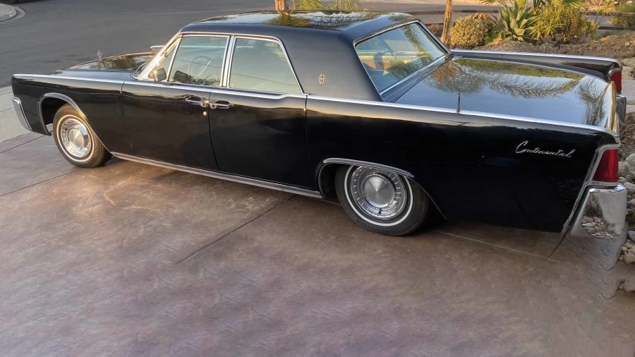 1962 Lincoln Continental 4th Gen - Image 11 of 13