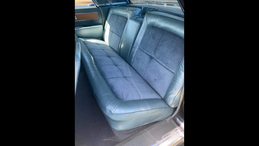 1962 Lincoln Continental 4th Gen - Image 5 of 13