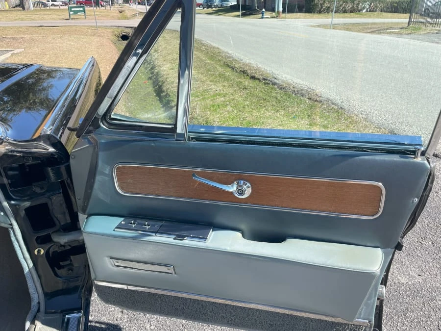 1962 Lincoln Continental 4th Gen - Image 13 of 16
