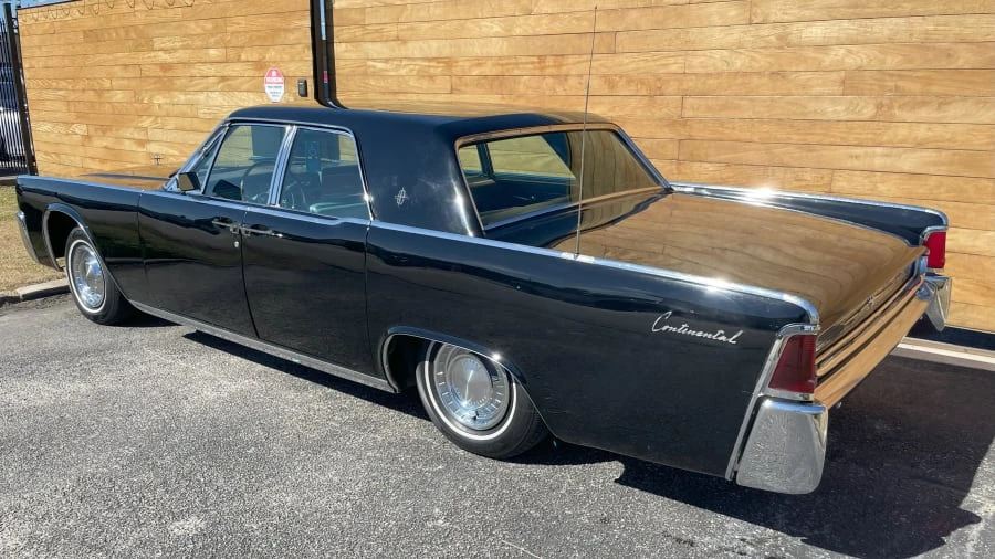 1962 Lincoln Continental 4th Gen - Image 3 of 16