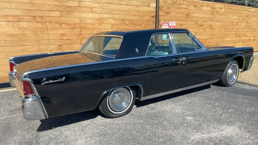 1962 Lincoln Continental 4th Gen - Image 6 of 16