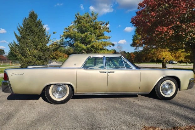 1962 Lincoln Continental 4th Gen - Image 3 of 8