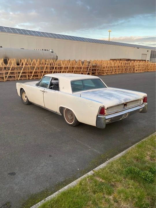 1962 Lincoln Continental 4th Gen - Image 7 of 20