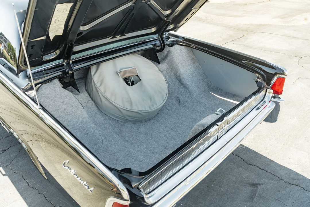 1962 Lincoln Continental 4th Gen - Image 4 of 31