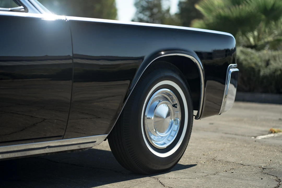 1962 Lincoln Continental 4th Gen - Image 6 of 31