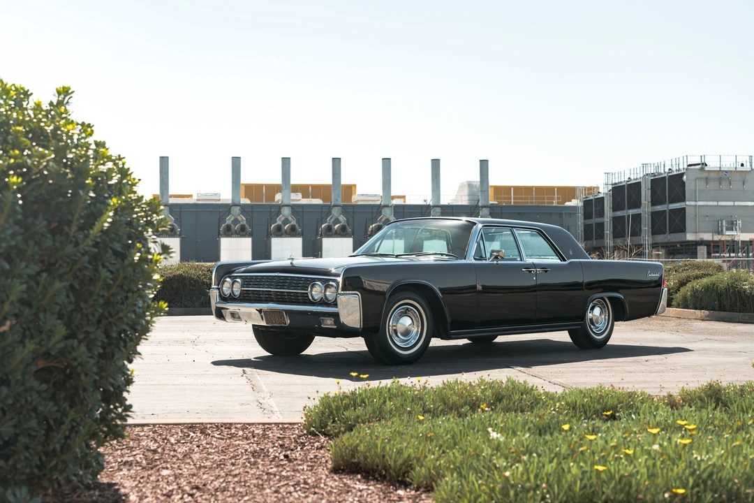 1962 Lincoln Continental 4th Gen - Image 23 of 31