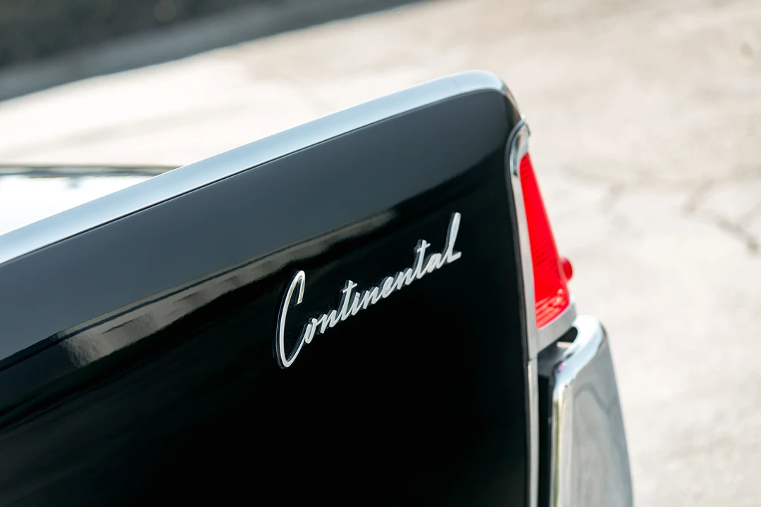 1962 Lincoln Continental 4th Gen - Image 9 of 31